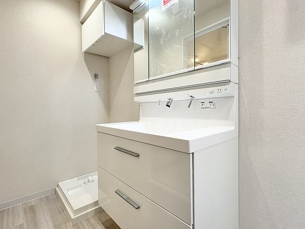 ネオコーポ芦花公園_清潔感のあるパウダールームの写真