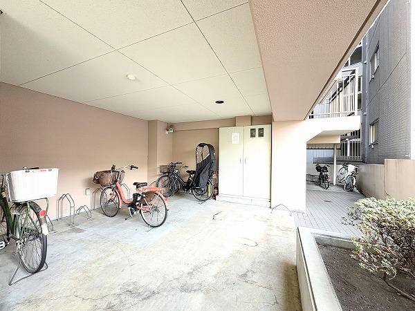 ルセージュ初台_駐輪場の写真