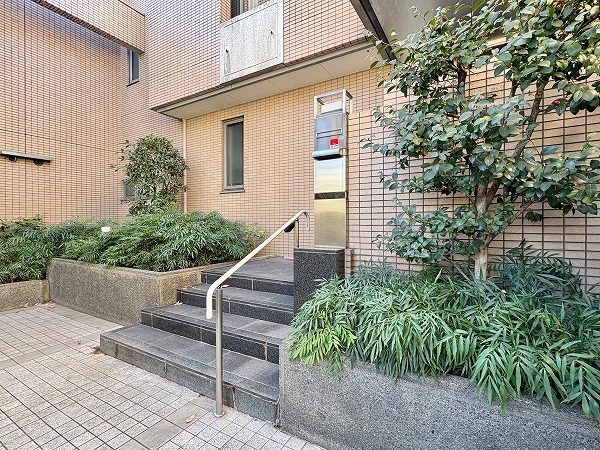 ラ・アトレ玉川瀬田 玄関周辺