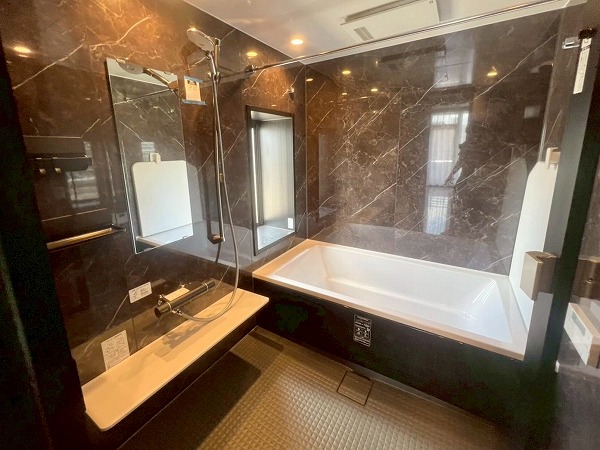 プライヴブルー東京_バスルームの写真