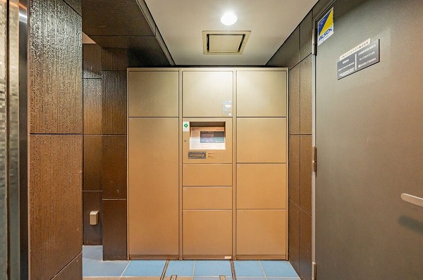 コスモ巣鴨 宅配ボックス