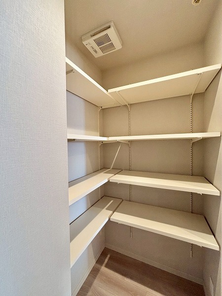 東京パークタワー_大きなパントリーの写真