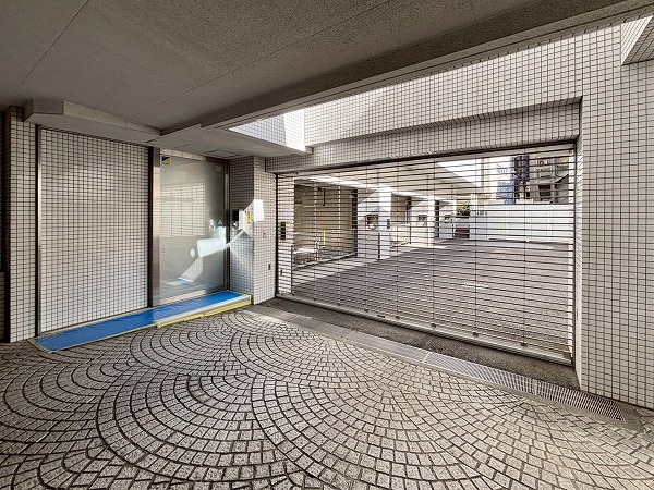 パークホームズ小石川　サブエントランス