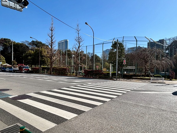 小石川後楽園・後楽公園少年野球場