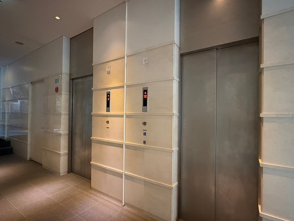 レグノ・グランデ一番町タワー エレベーターホール