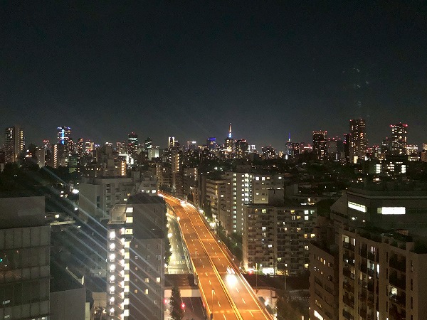 ライオンズタワー目黒川_輝く夜景の写真