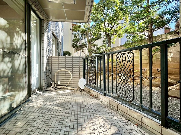 ソブリン洗足_テラスの写真