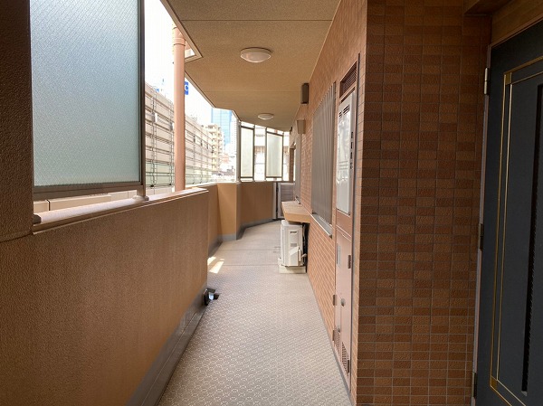 グランシティ三田三ノ橋_共用廊下の写真