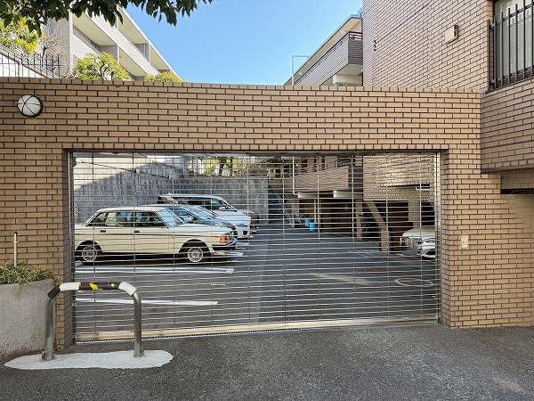 シティコート代々木 駐車場