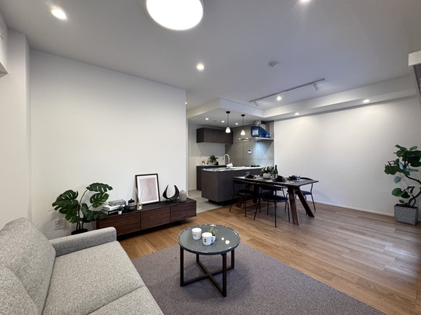 クレッセント目黒青葉台_メインルームの写真2