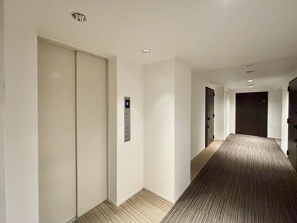 ピアース千代田淡路町　内廊下