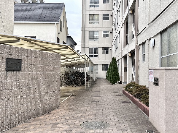 祐天寺コーポラス　アプローチ