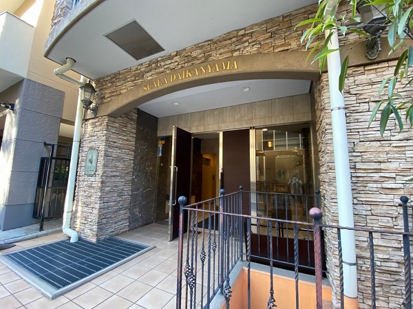 スカーラ代官山_アプローチの写真