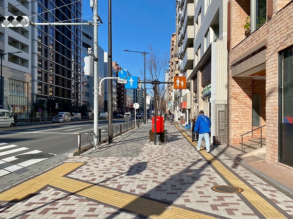 山手通り　歩行者レーンと自転車レーン