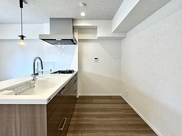 日商岩井東品川マンション_対面キッチンの写真