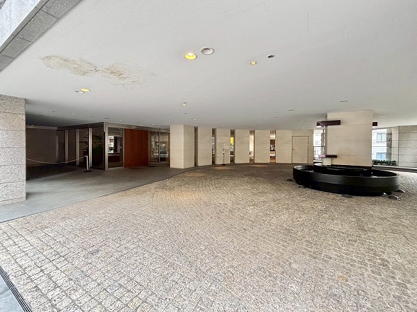 シエルトーレ三番町 アプローチ