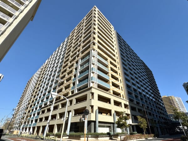 クレストシティレジデンス　外観