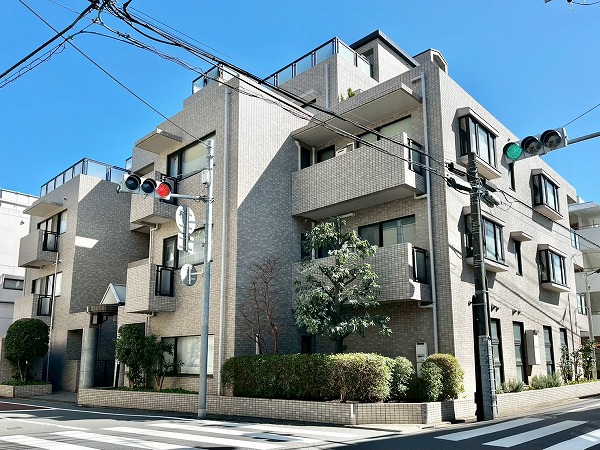 ロイヤルヴィーゼ学芸大学　外観