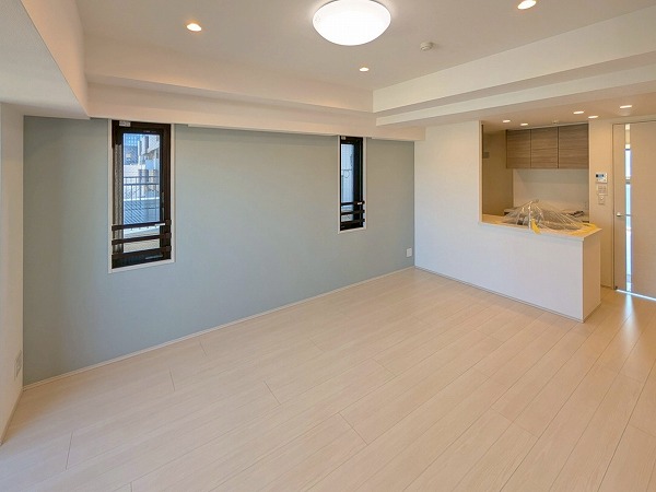 オープンレジデンシア神楽坂若宮町ヒルズ _リビングダイニングキッチンの写真