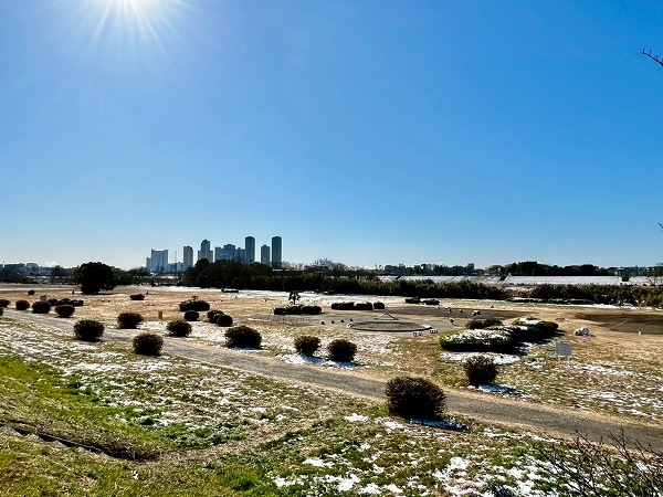 多摩川河川敷