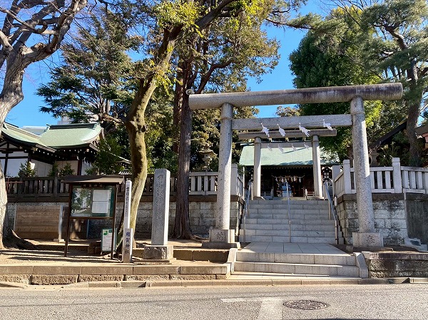 用賀神社
