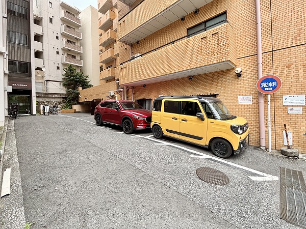 ライオンズプラザお茶の水 車両置き場