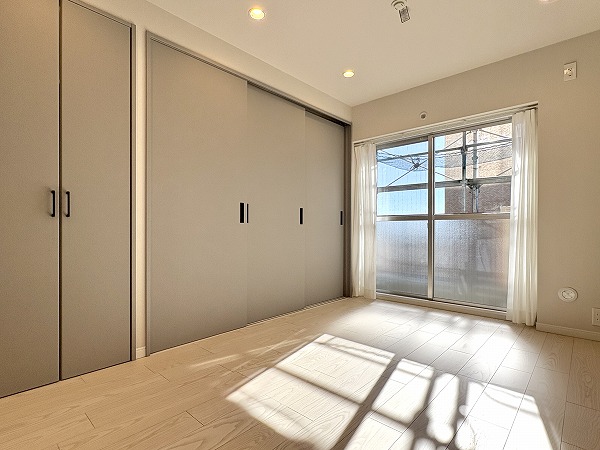 パラスト上目黒_日当たり良好なリビングダイニングの写真