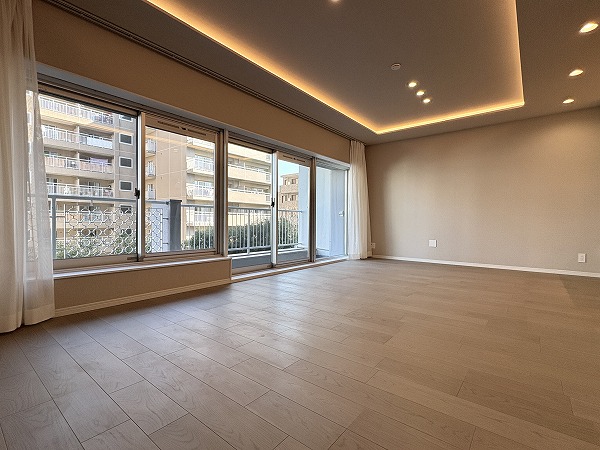 ドミール高輪_リビングダイニングキッチンの写真7