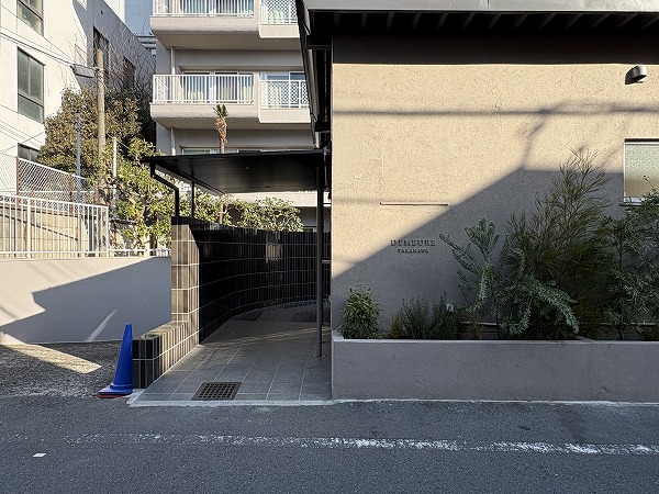 ドミール高輪_アプローチ