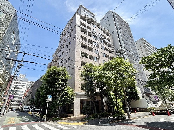 アクシア新宿御苑　外観