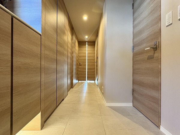 クレッセント渋谷神泉_廊下の写真