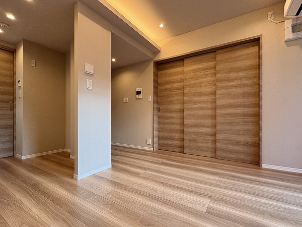 クレッセント渋谷神泉_リビングダイニングキッチンの写真2