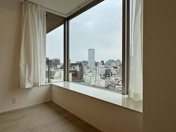 パークコート赤坂ザ・タワー_リビングダイニングキッチン窓の写真