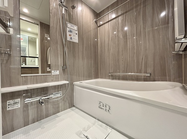 シティタワー新宿新都心_リノベーション済みのバスルームの写真