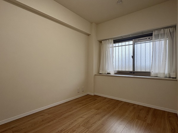 蒲田フラワーマンション_約4.2帖の洋室の写真