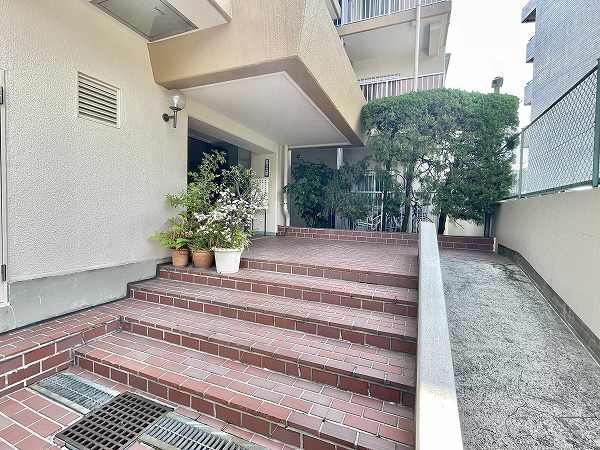 イトーピア南麻布マンション アプローチ