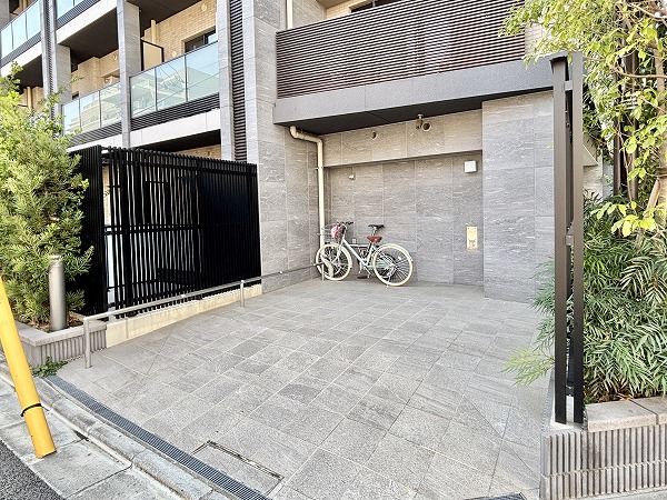 オープンレジデンシア小石川播磨坂　駐輪場