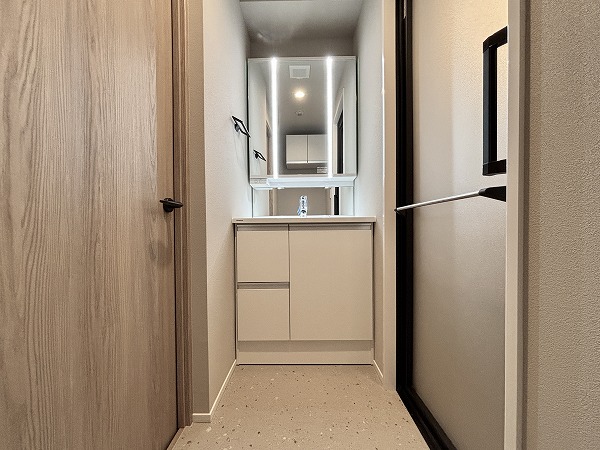 モンテベルデ千駄木_広々としたパウダールームの写真