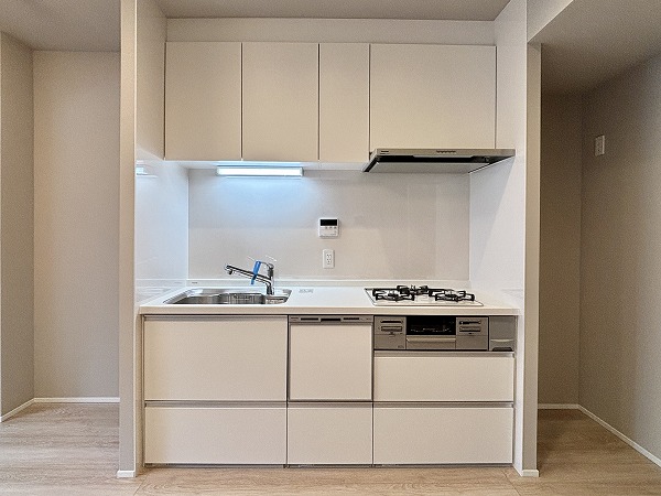 モンテベルデ千駄木_リノベーション済みのキッチンの写真