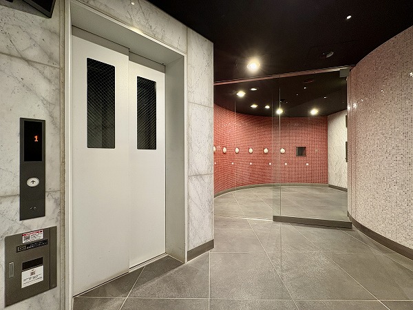 アジールコフレ三軒茶屋　エレベーター