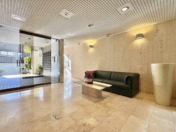 パレ駒場 エントランスロビー