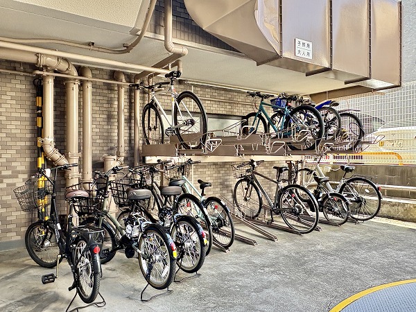 ライオンズマンション世田谷馬事公苑 駐輪場