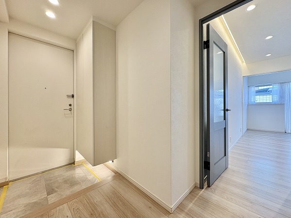 ザ・ランド代官山青葉台_室内廊下の写真