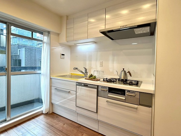 マンションニュー恵比寿_使いやすい壁付けキッチンの写真