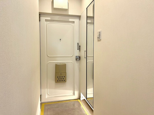 マンションニュー恵比寿_オシャレな玄関の写真