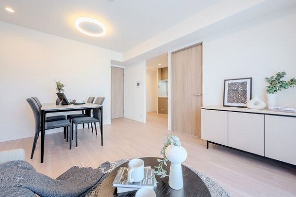 ライオンズマンション渋谷道玄坂_広々としたリビングダイニングキッチンの写真