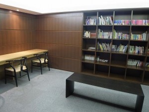 シエルトーレ三番町 ブックラウンジ