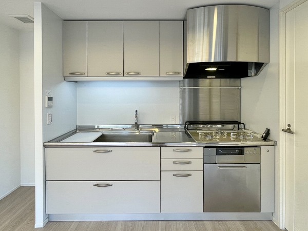 シエルトーレ三番町_お洒落なキッチンの写真