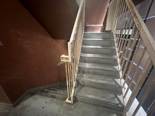 ノア渋谷パート2 外階段