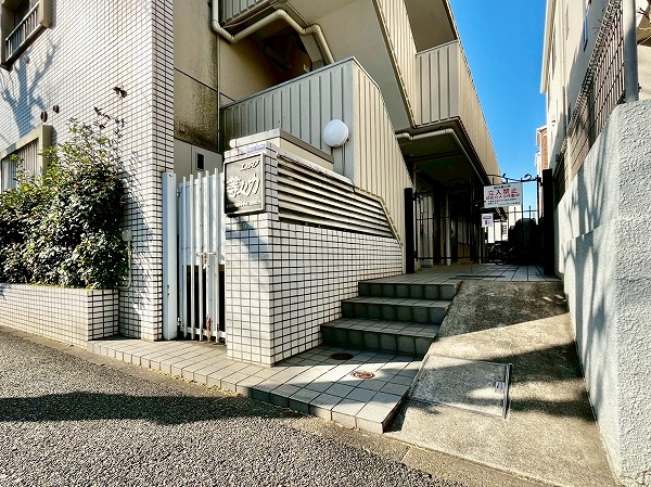 エスカイア等々力　アプローチ